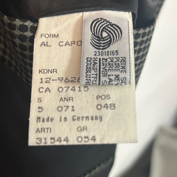 Hugo Boss Vintage Jacket - Picture 13 of 15